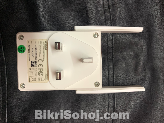 WiFi Range Extender Tenda-A18 dual band.